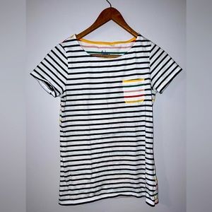 Boden size 4 crewneck short sleeve shirt